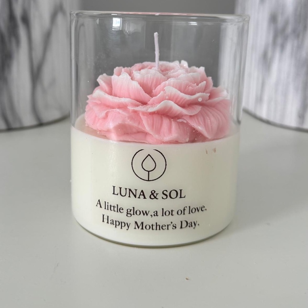 Custom Candle Gift for Mom – Flower Soy Candle – Mother's Day Present